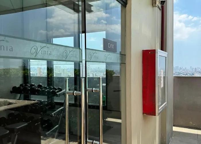 Vinia Infinity 3 Near Malls And Mrt Station * Manila